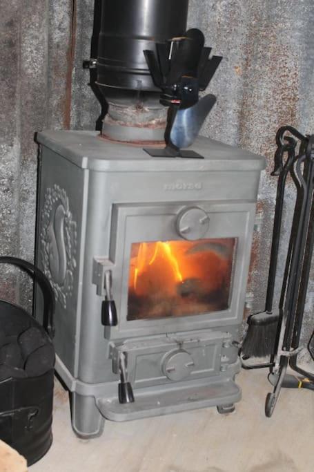 허더즈필드 The Scullery - A Quirky Annex With Wood Fire 빌라 외부 사진